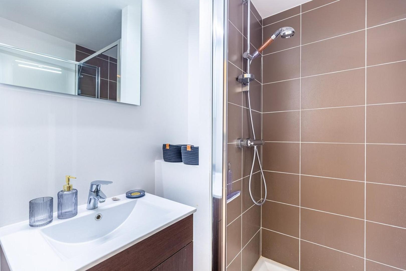 Guestready - Cozy Apt In Frederic & Isabelle Place Μπορντό Εξωτερικό φωτογραφία
